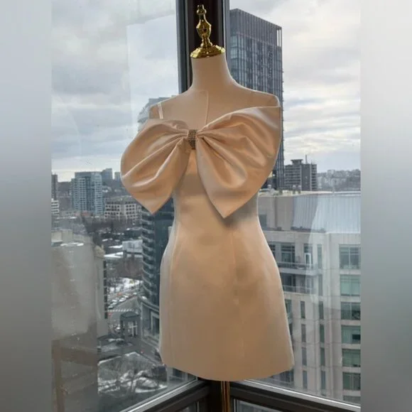 🆕 BRONX & BANCO 🧿 NWOT Evie White Strapless Bow Mini Dress, Sz XS US 2 - Picture 9 of 13